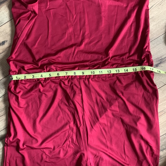 Red tank jumpsuit NWOT fits like a large/XL - Picture 14 of 15